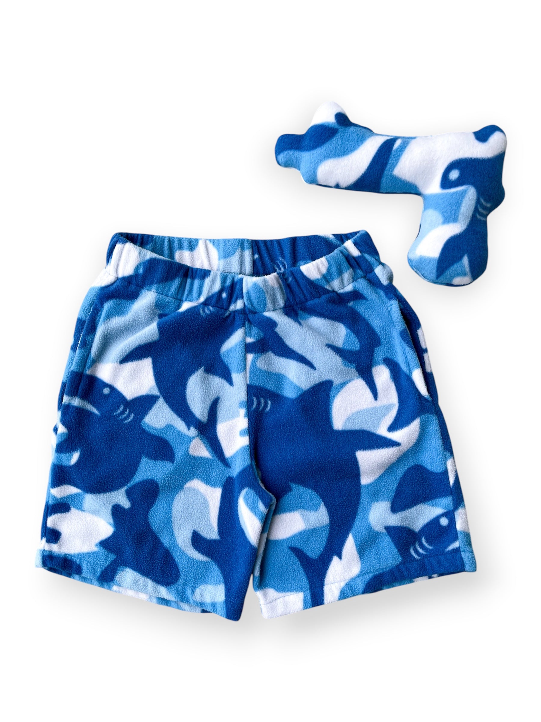 GS-1 BIG FISH SHARK CAMO SHORTS + PISTOL